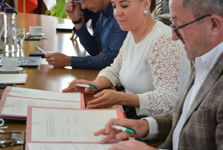 220420_Pressekonferenz Unterzeichnung Absichtserklärung_Kabinett Klinkenberg (40)_edited