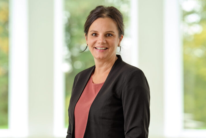 Astrid Wagener, Sekretariat