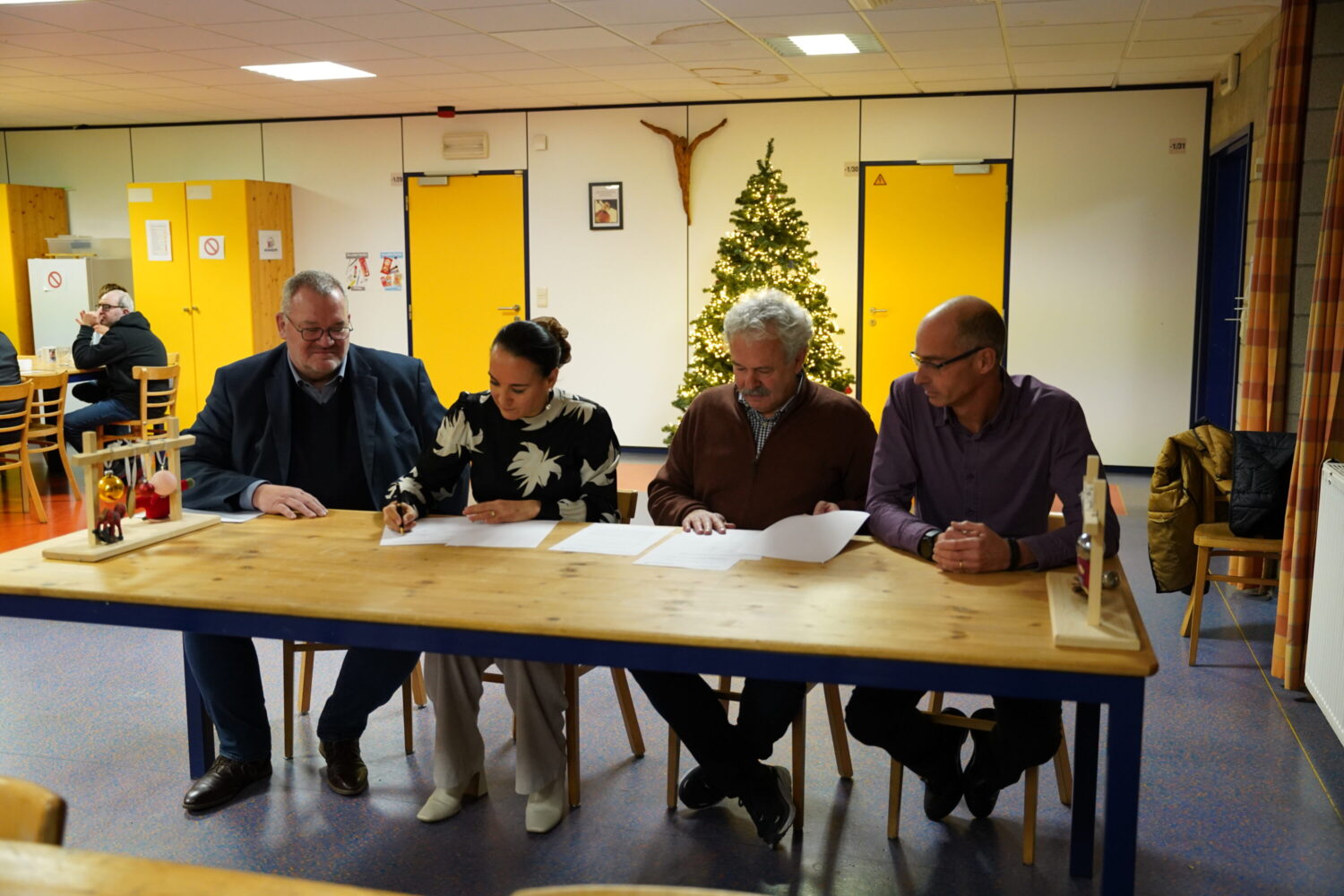 Unterzeichnung Übernahme Wohngruppe St. Vith_01